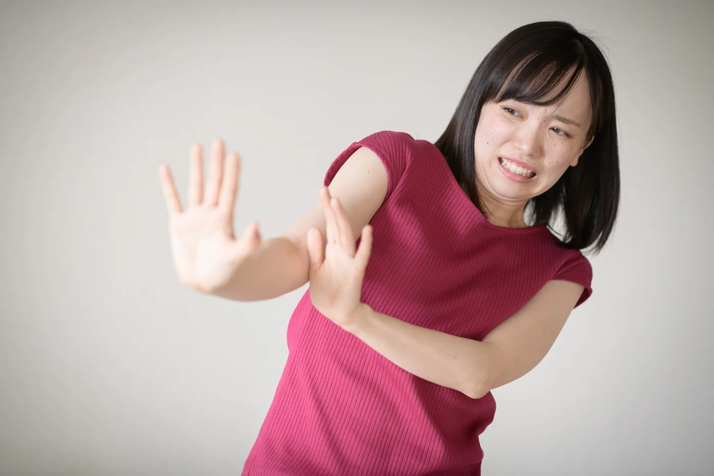 セクキャバ嬢の面接ってどこまで見られるの?やっぱり面接官に触られる?